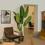 New 130M², Lounge Room, Im Herzen Berlins